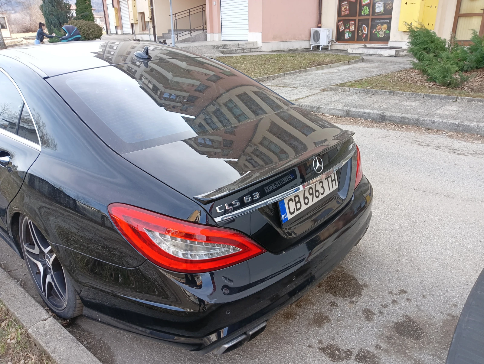 Mercedes-Benz CLS 63 AMG  - изображение 2