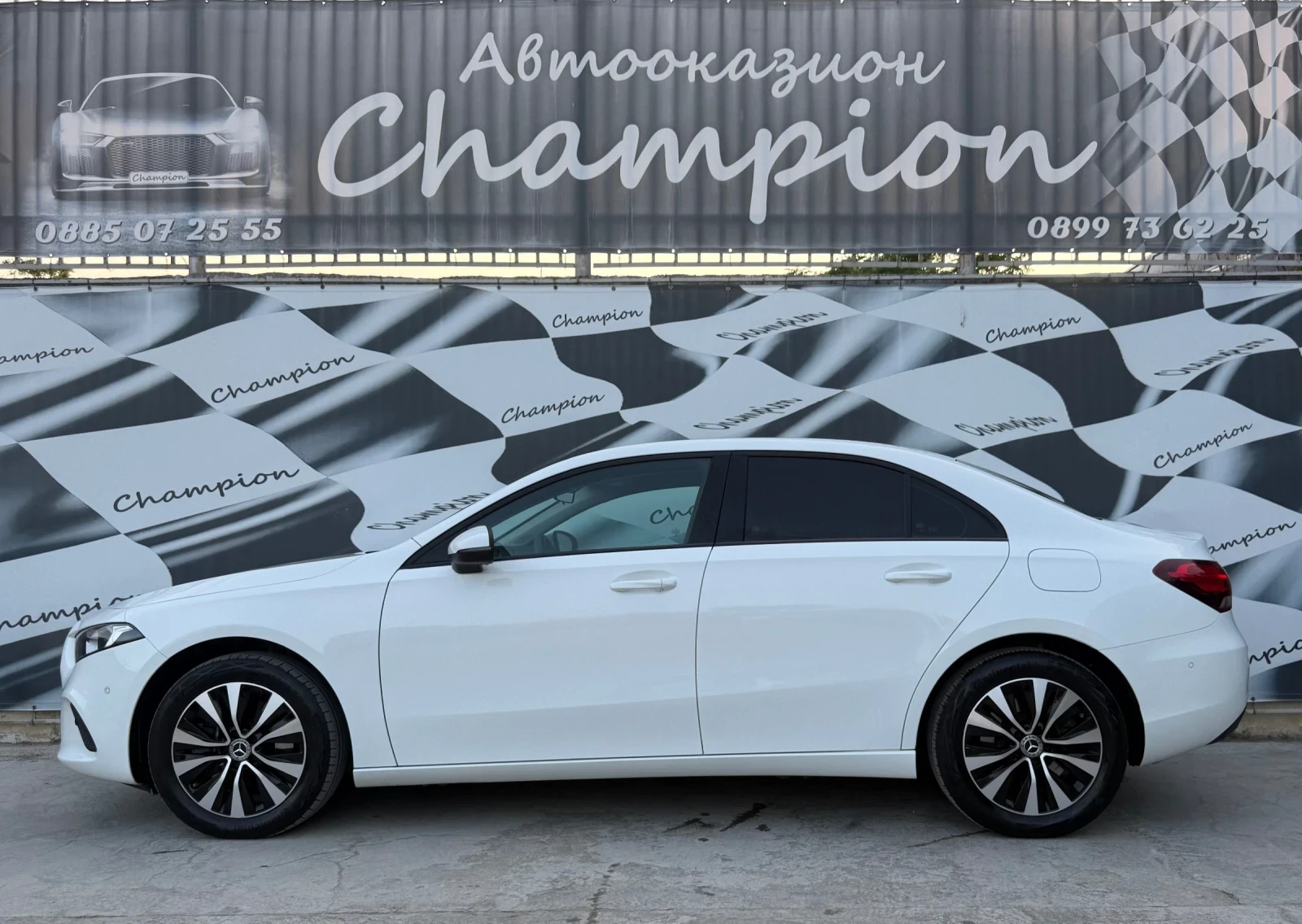 Mercedes-Benz A 250 Mercedes-Benz A 250e Plug-in Hybrid - изображение 8