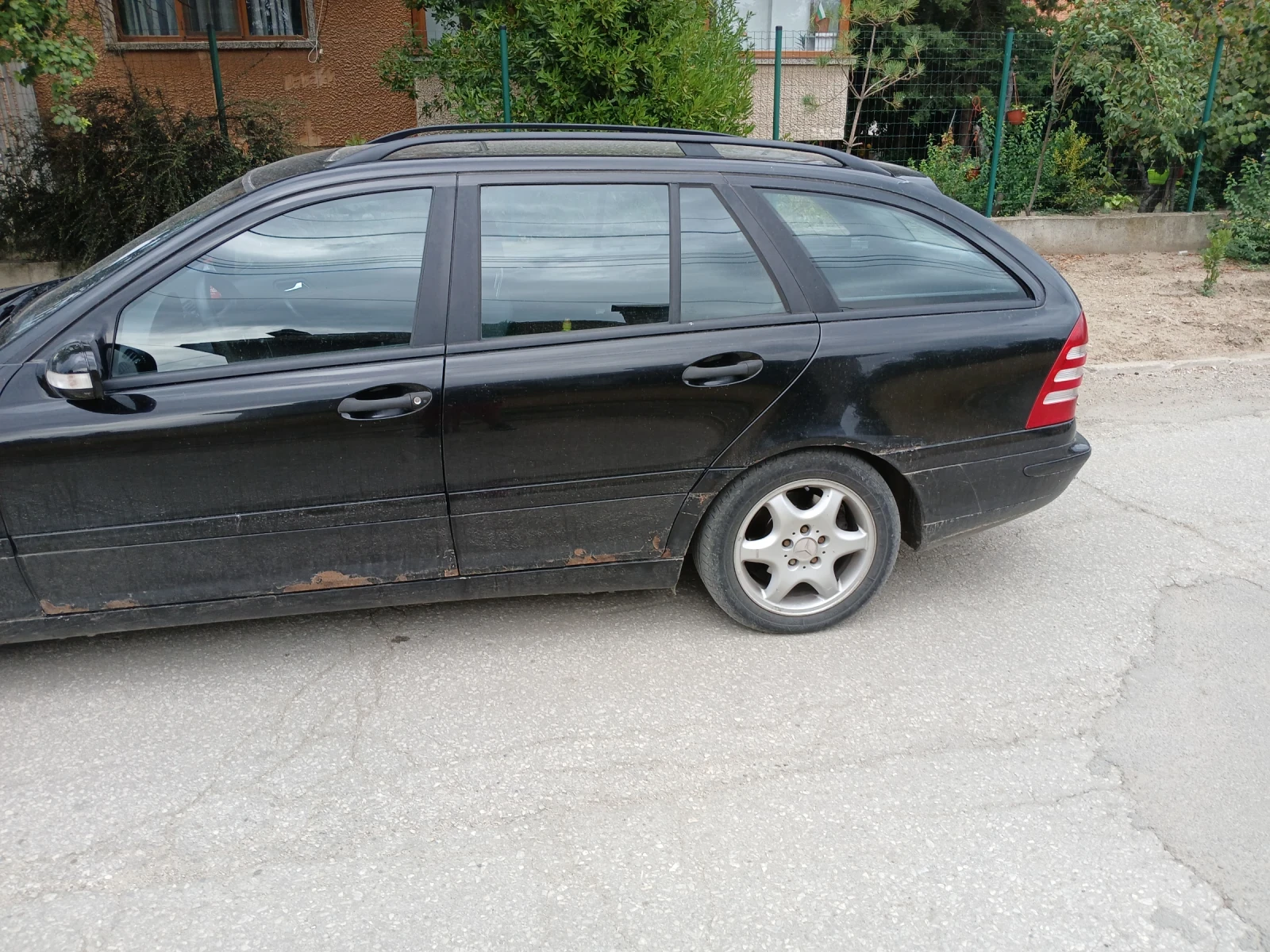 Mercedes-Benz C 200 3 - изображение 4