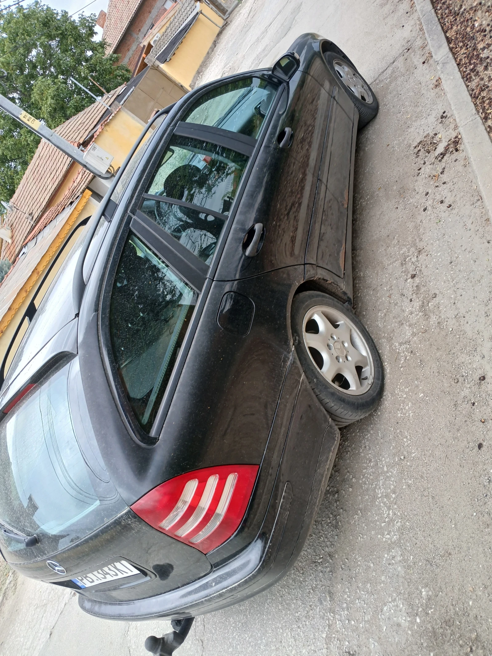 Mercedes-Benz C 200 3 - изображение 2