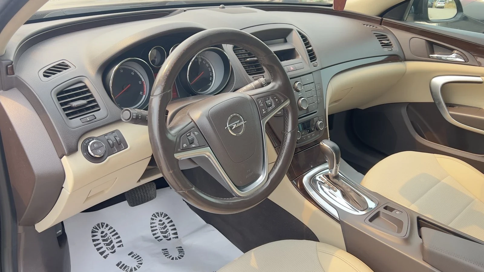 Opel Insignia 2.0CDTI* ЛИЗИНГ - изображение 7