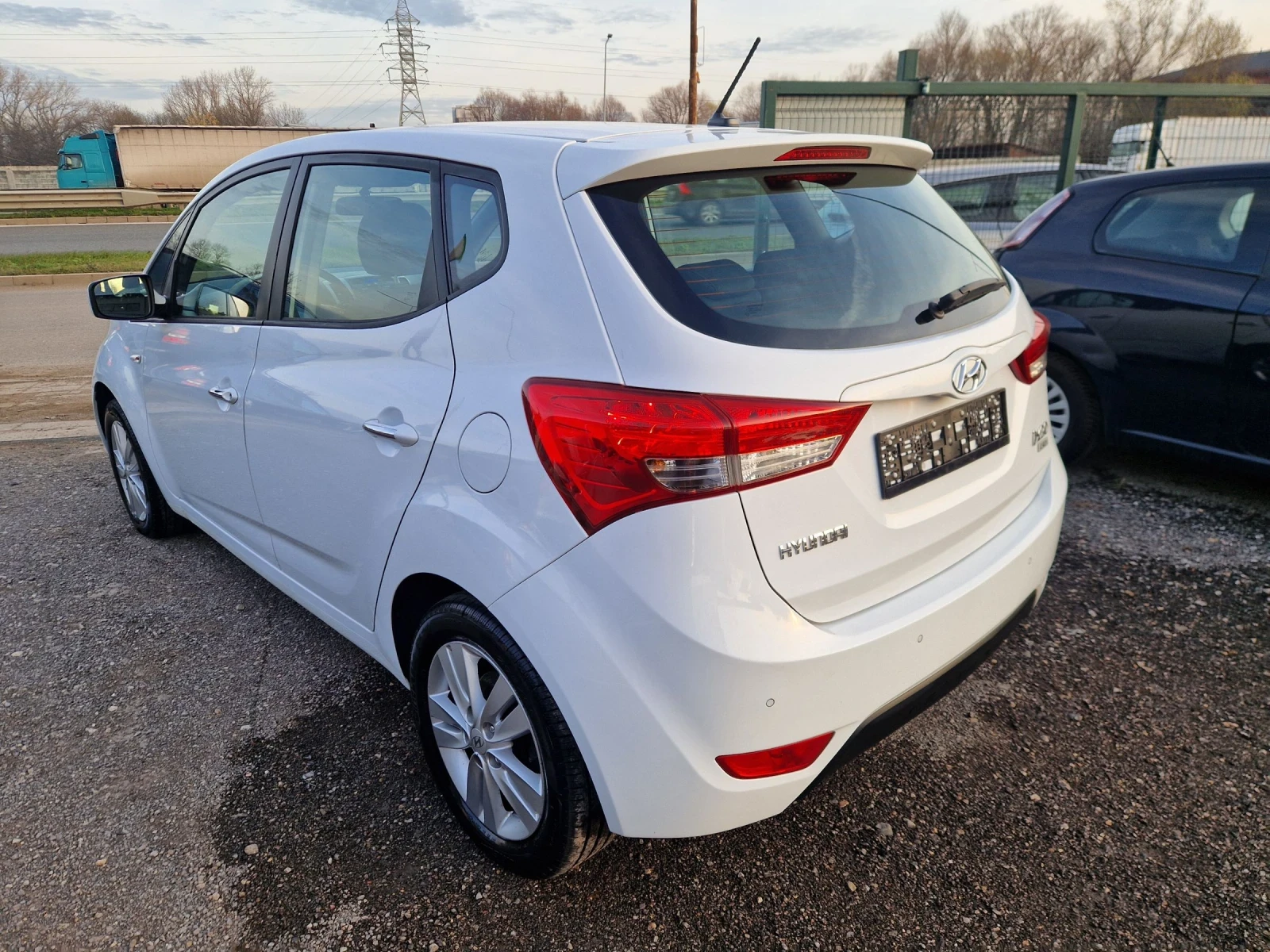 Hyundai Ix20 1.4CRDI 90HP.TREND  ITALIA - изображение 7