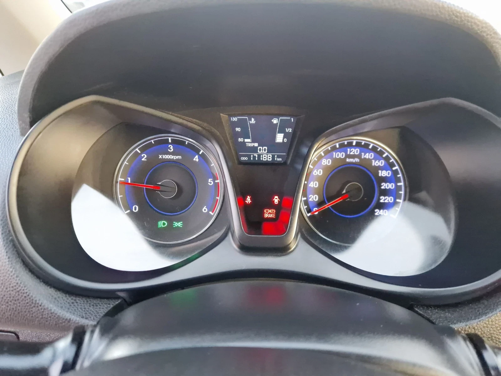 Hyundai Ix20 1.4CRDI 90HP.TREND  ITALIA | Mobile.bg � ����������� 14