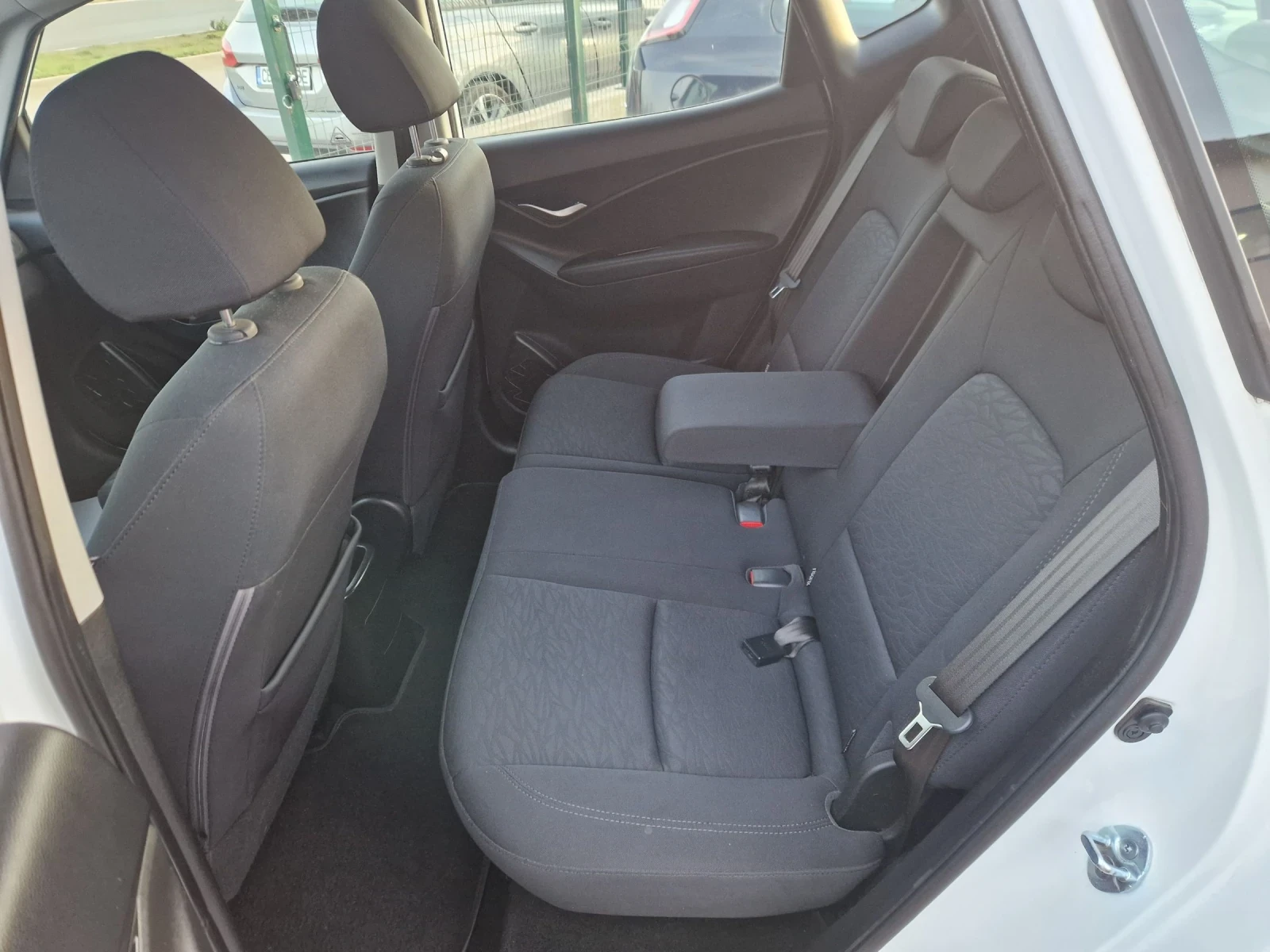 Hyundai Ix20 1.4CRDI 90HP.TREND  ITALIA | Mobile.bg � ����������� 11