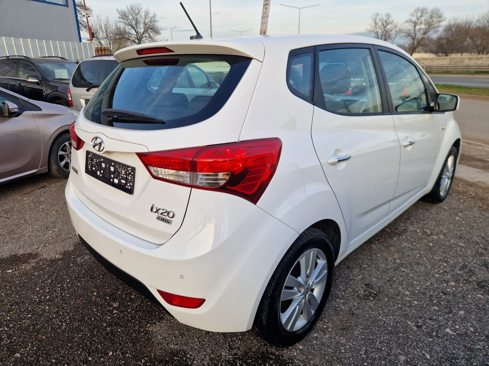 Hyundai Ix20 1.4CRDI 90HP.TREND  ITALIA - изображение 4
