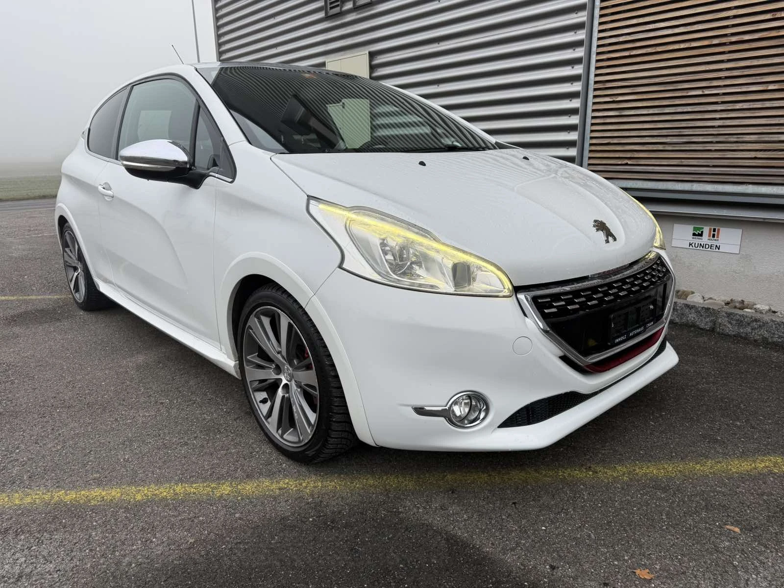 Peugeot 208 GTI Швейцария ОЧАКВАН ВНОС - изображение 2