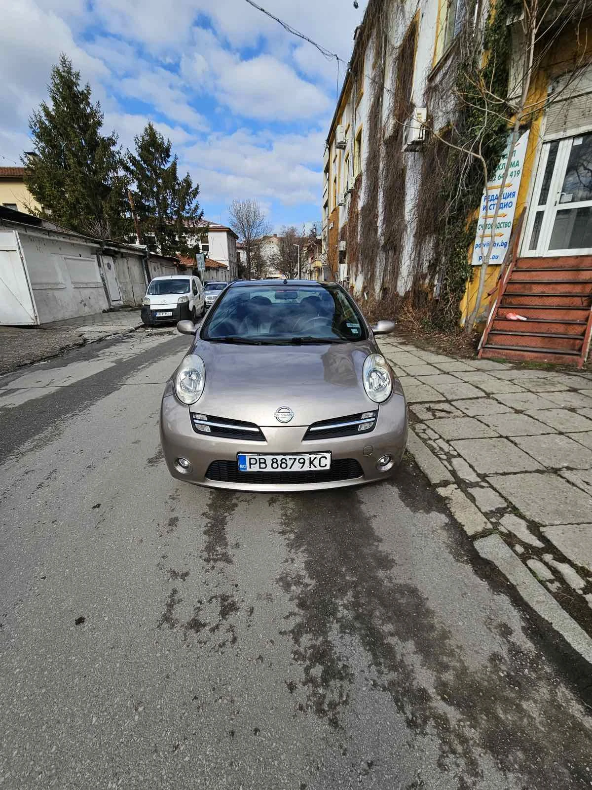 Nissan Micra Karmann edition, снимка 9 - Автомобили и джипове - 53772680