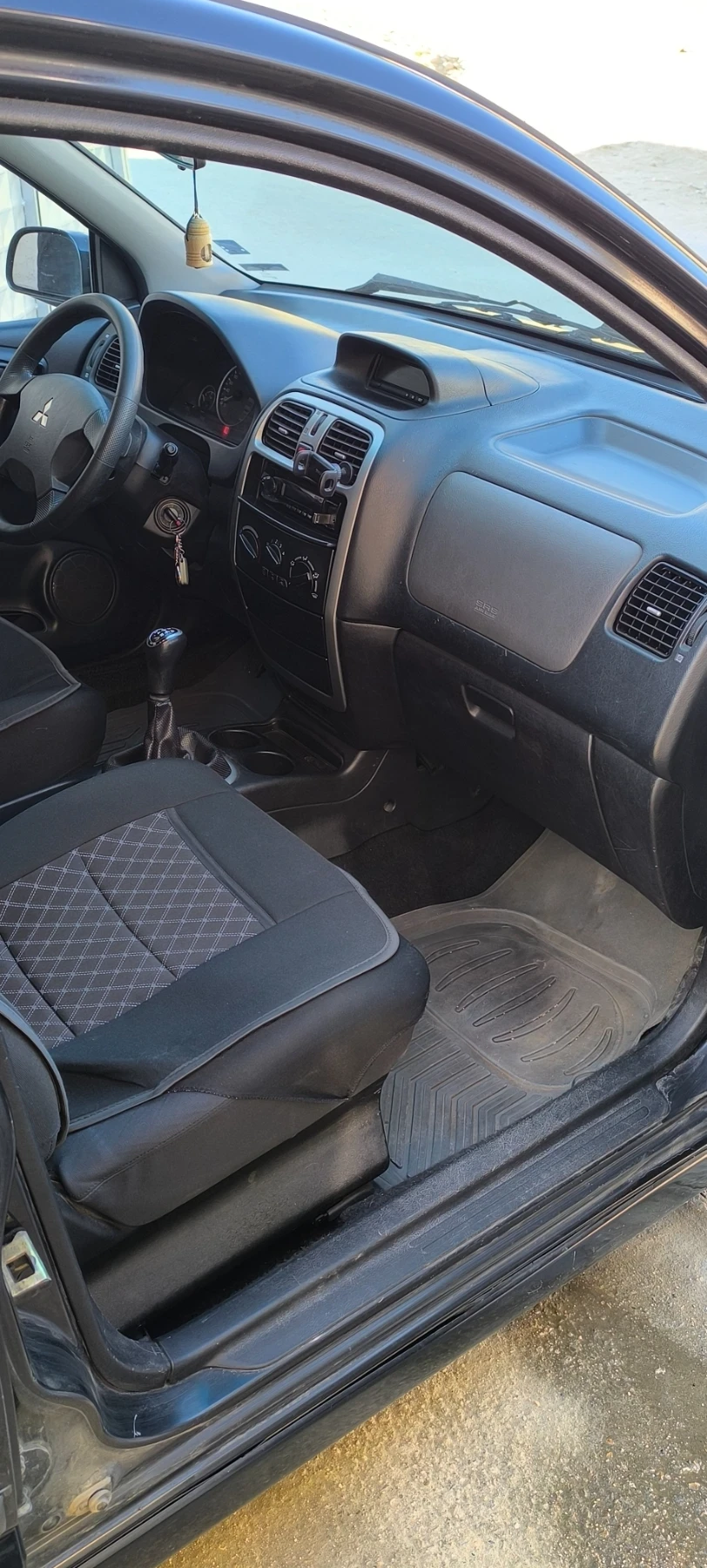 Mitsubishi Space star, снимка 3 - Автомобили и джипове - 53905270