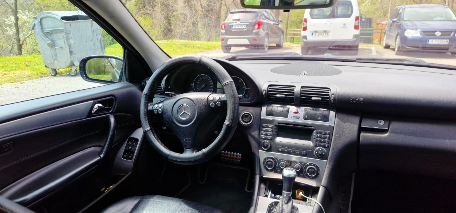 Mercedes-Benz C 220, снимка 12 - Автомобили и джипове - 54217344