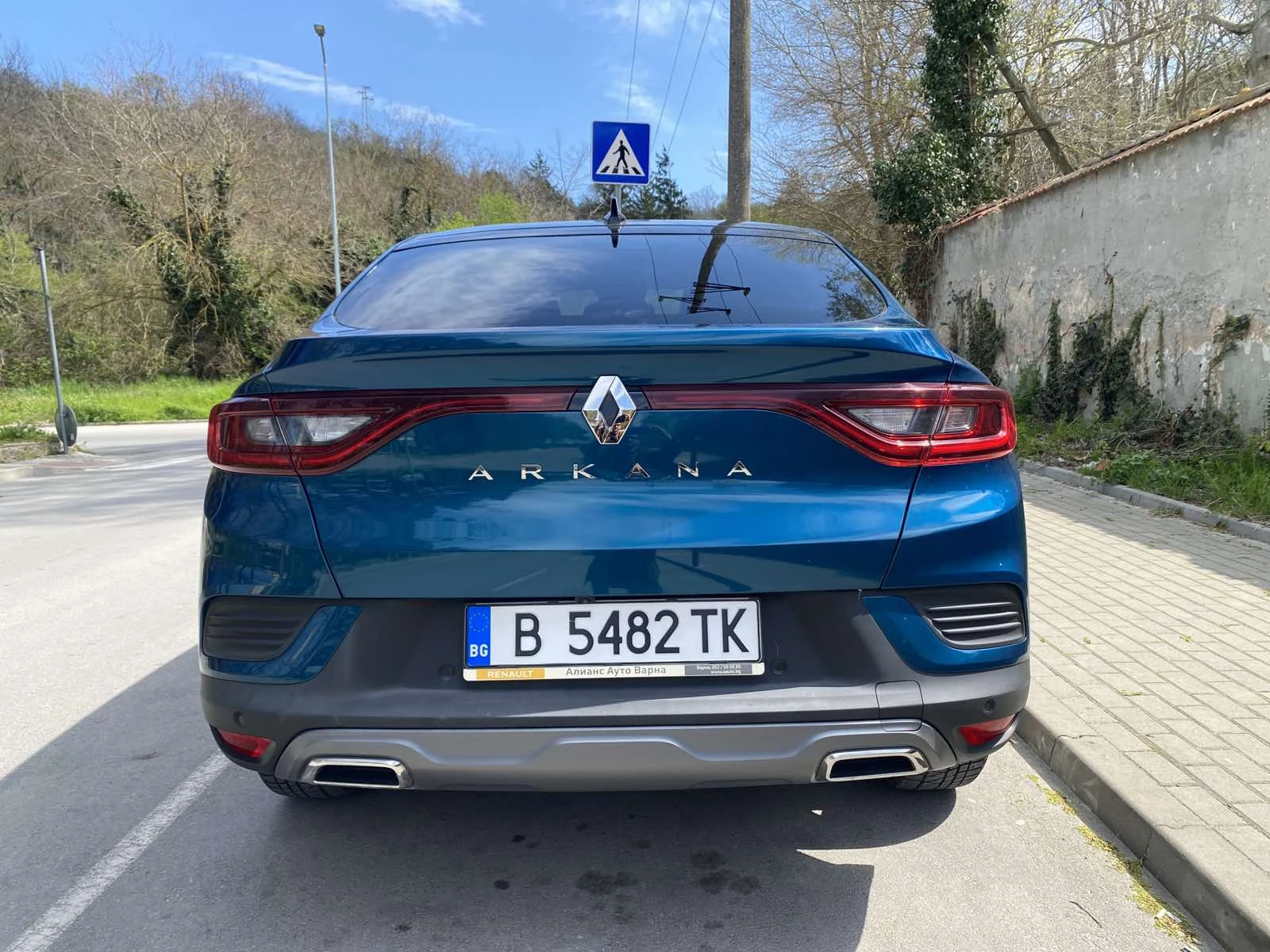 Renault Arkana, снимка 5 - Автомобили и джипове - 54261939