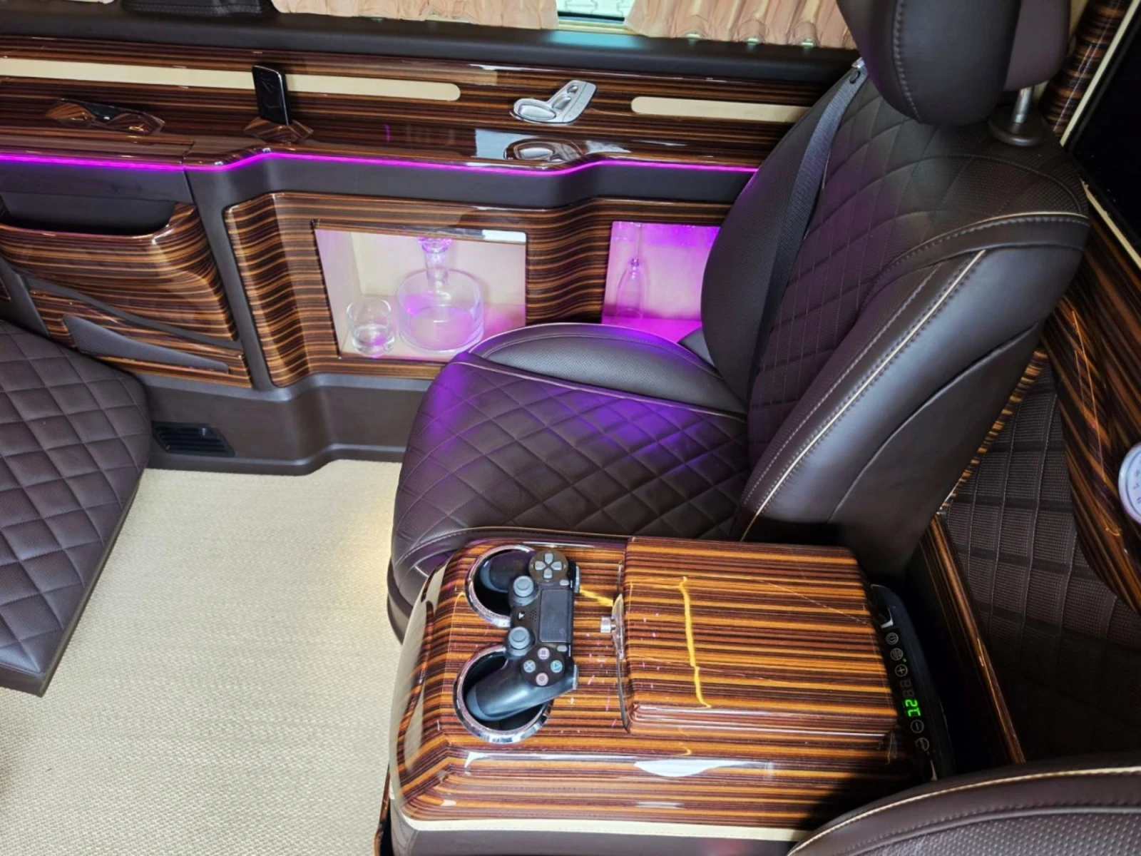 Mercedes-Benz V 300 Mercedes V250d* VIP* BUSINESS* TV* ���������+ ���� | Mobile.bg � ����������� 11