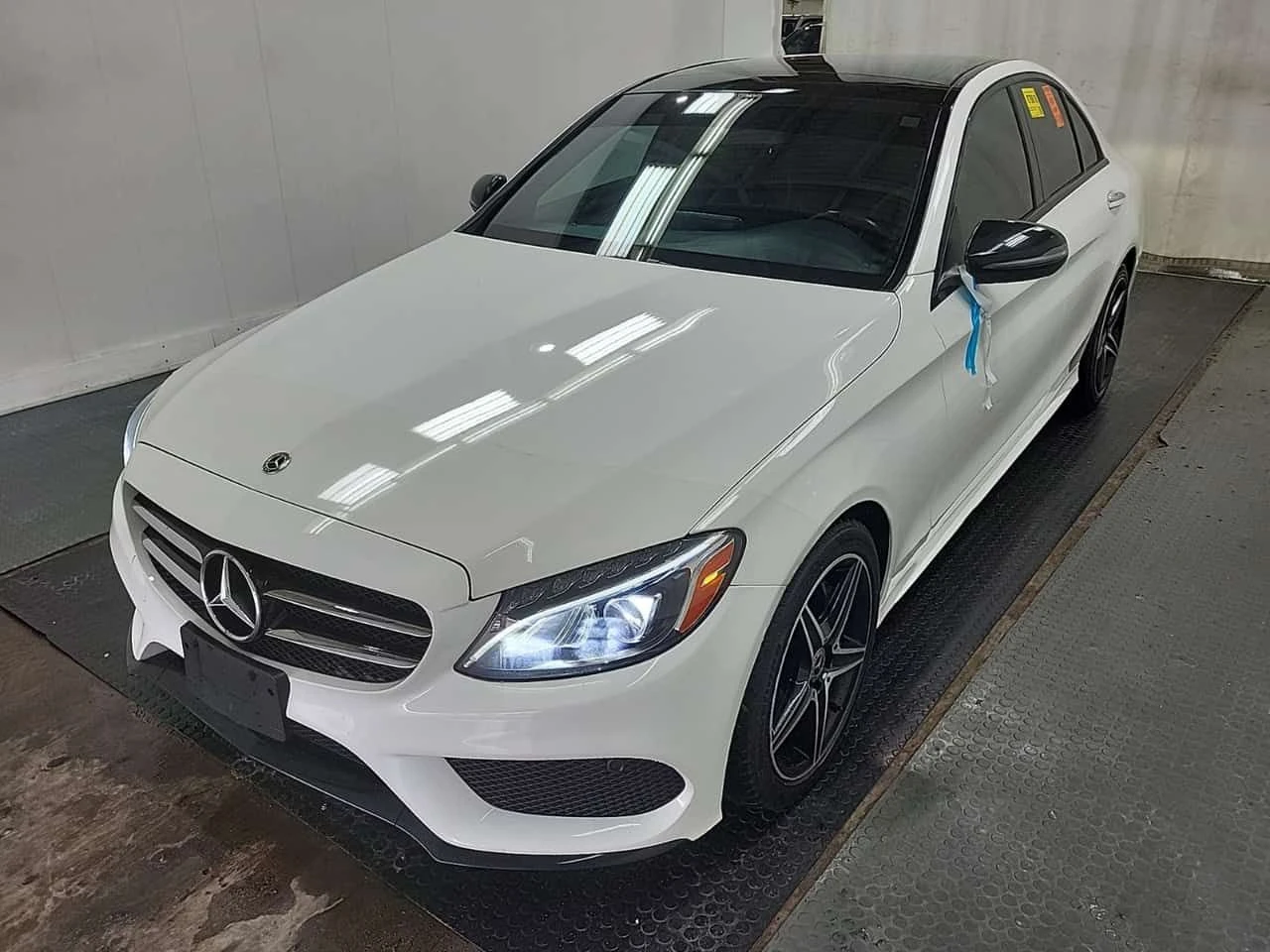 Mercedes-Benz C 300 * CARFAX * AMG PACK * ПОДГРЕВИ * ПАНОРАМА * 