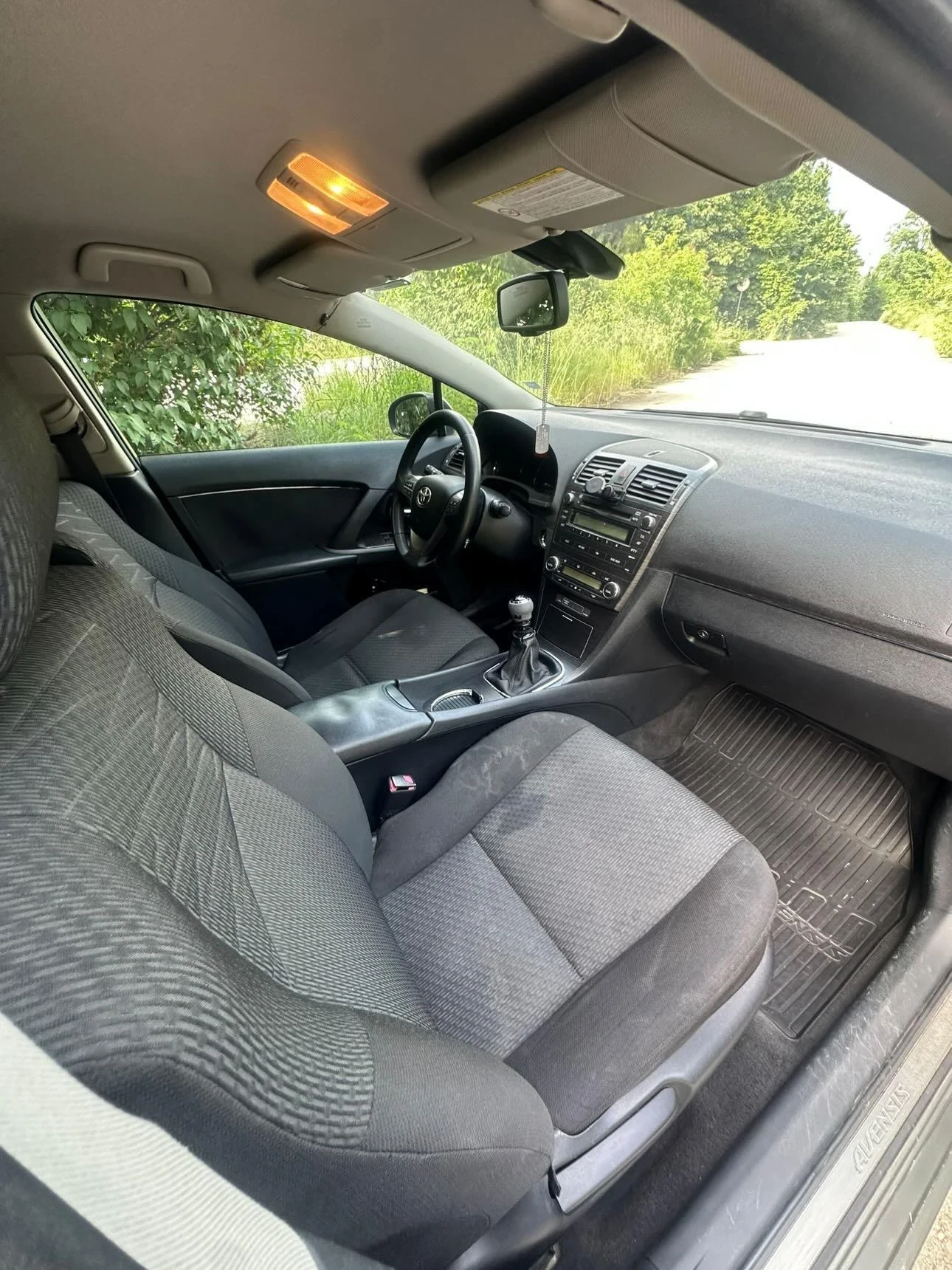 Toyota Avensis, снимка 6 - Автомобили и джипове - 54704155