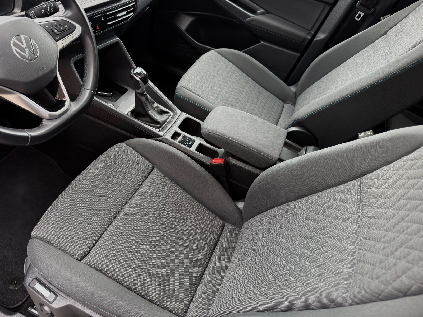 VW Caddy 2.0TDI/MOVE/ДОКАЗУЕМ ПРОБЕГ/ВЪРНАТ ОТ ЛИЗИНГ, снимка 10 - Автомобили и джипове - 54768157