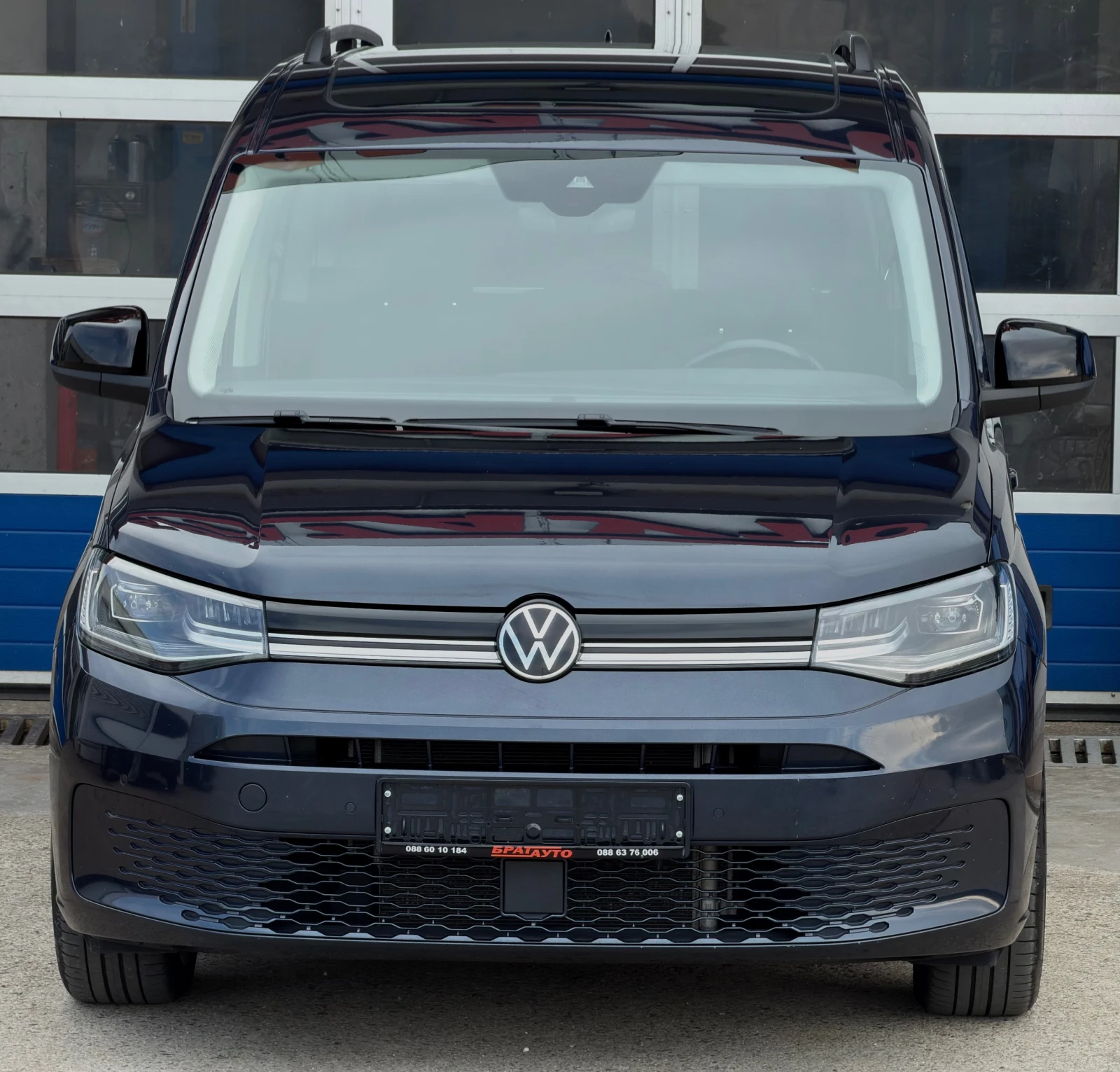 VW Caddy 2.0TDI/MOVE/ДОКАЗУЕМ ПРОБЕГ/ВЪРНАТ ОТ ЛИЗИНГ, снимка 2 - Автомобили и джипове - 54768157