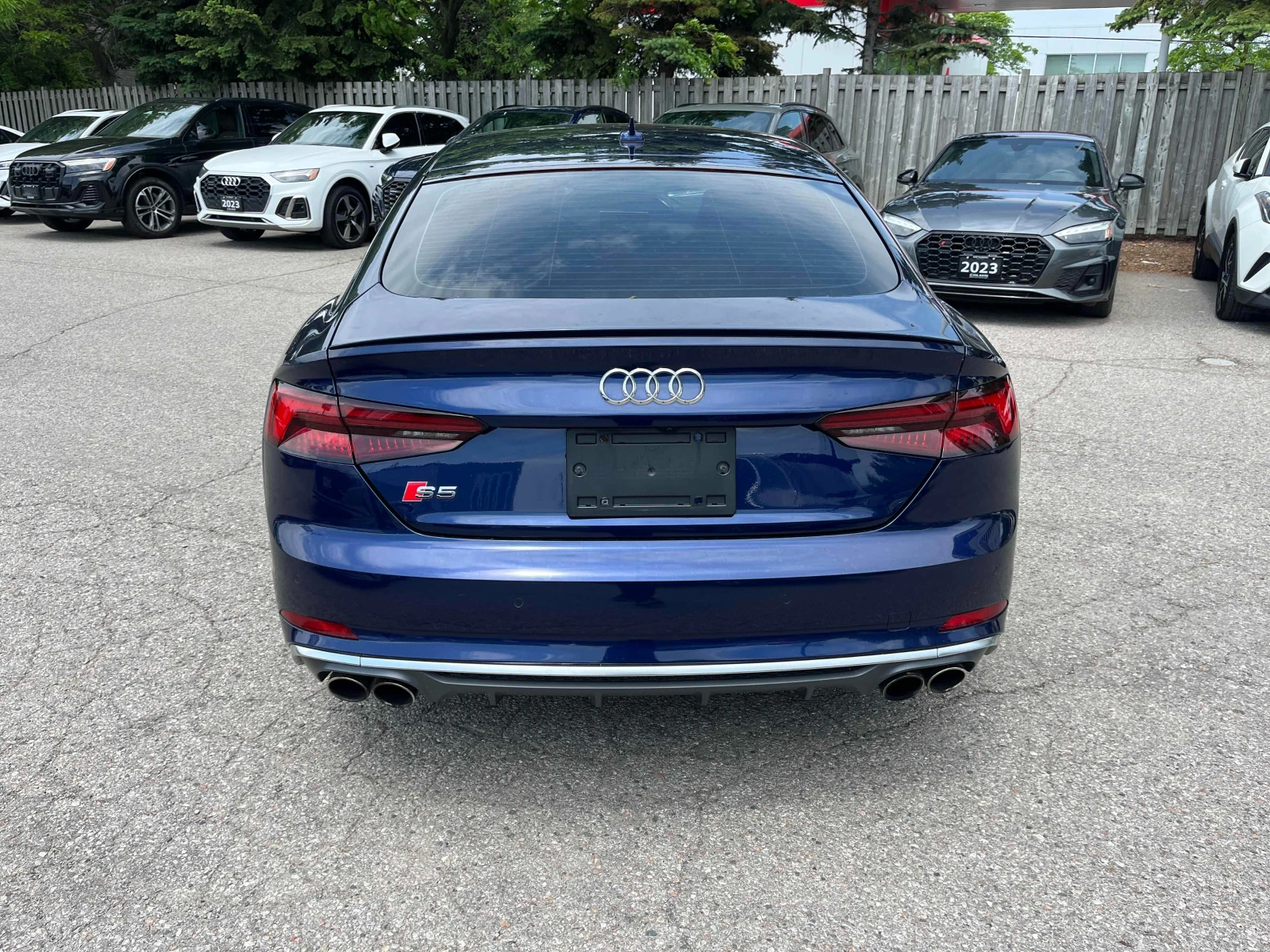 Audi S5 Technik * Keyless * CARFAX * АВТО КРЕДИТ * , снимка 5 - Автомобили и джипове - 54875781