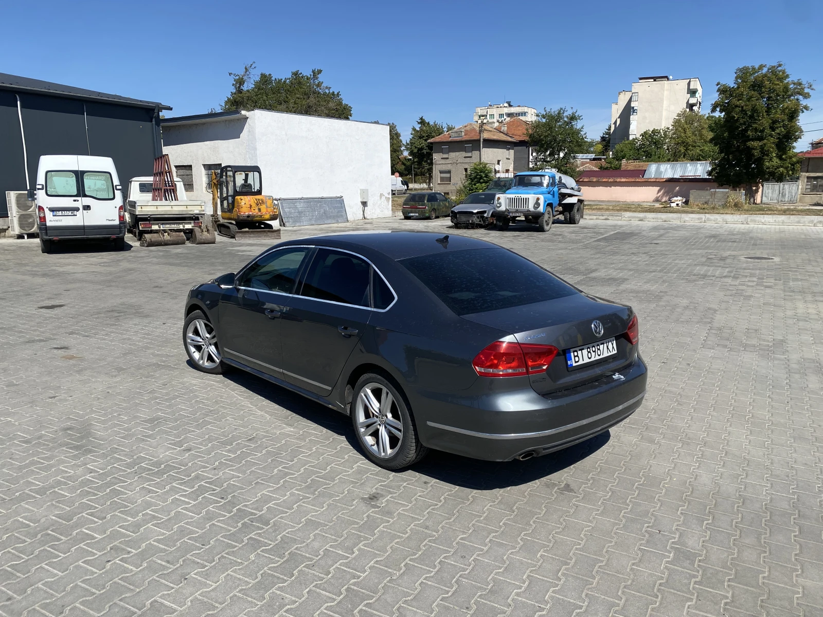 VW Passat, снимка 4 - Автомобили и джипове - 56252757