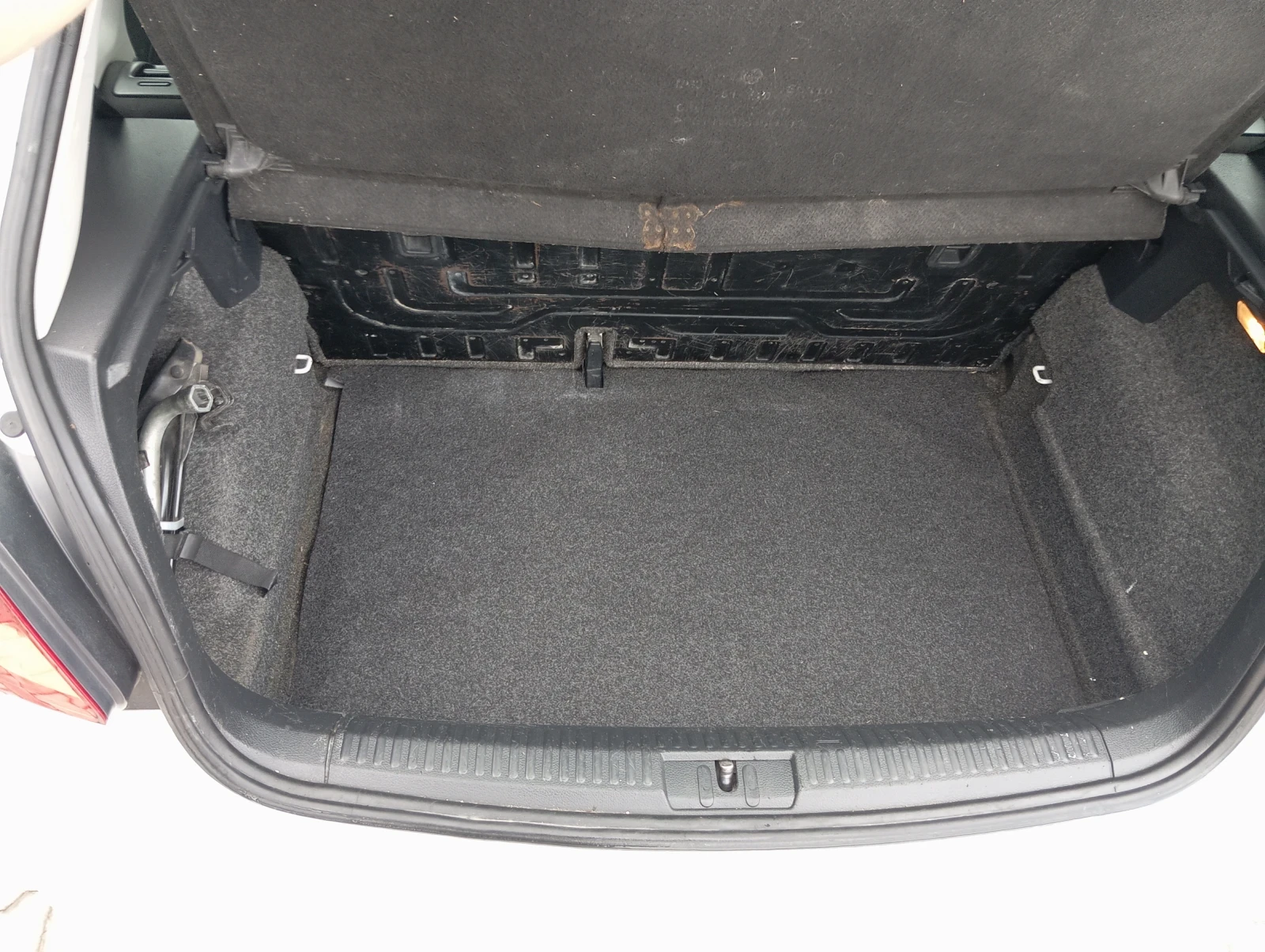 VW Polo 1.2i ЛИЗИНГ , снимка 13 - Автомобили и джипове - 55036795