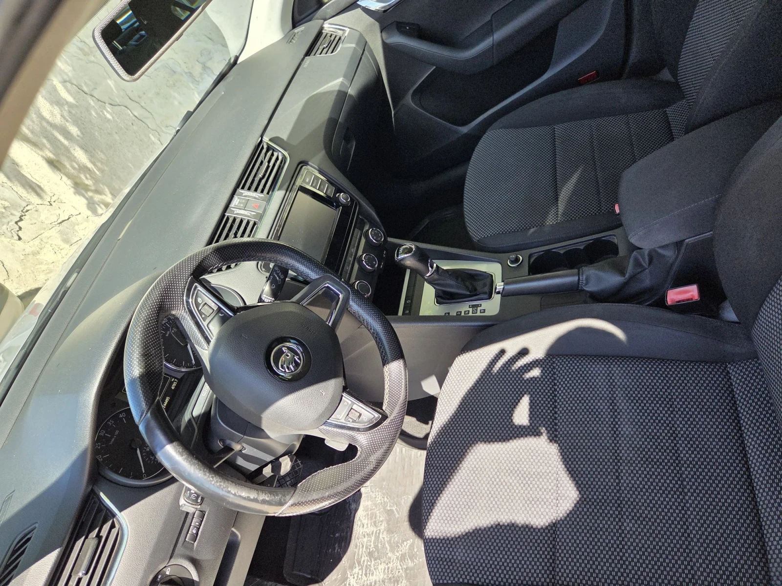 Skoda Octavia, снимка 6 - Автомобили и джипове - 55900655