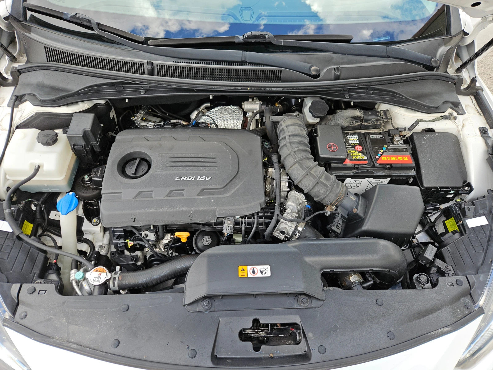 Hyundai I40 1.7CRDI/156000km/7ск/LED/КСЕНОН/NAVI/БЛУТУТ/EURO 6, снимка 8 - Автомобили и джипове - 56196530