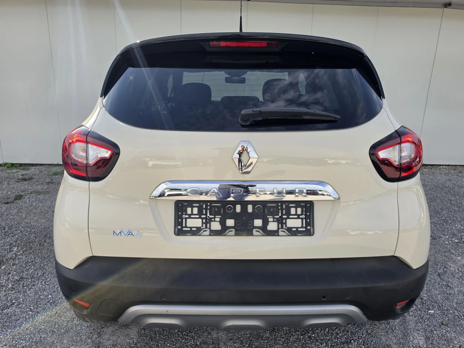 Renault Captur 1.5DCi Full , снимка 5 - Автомобили и джипове - 56220995