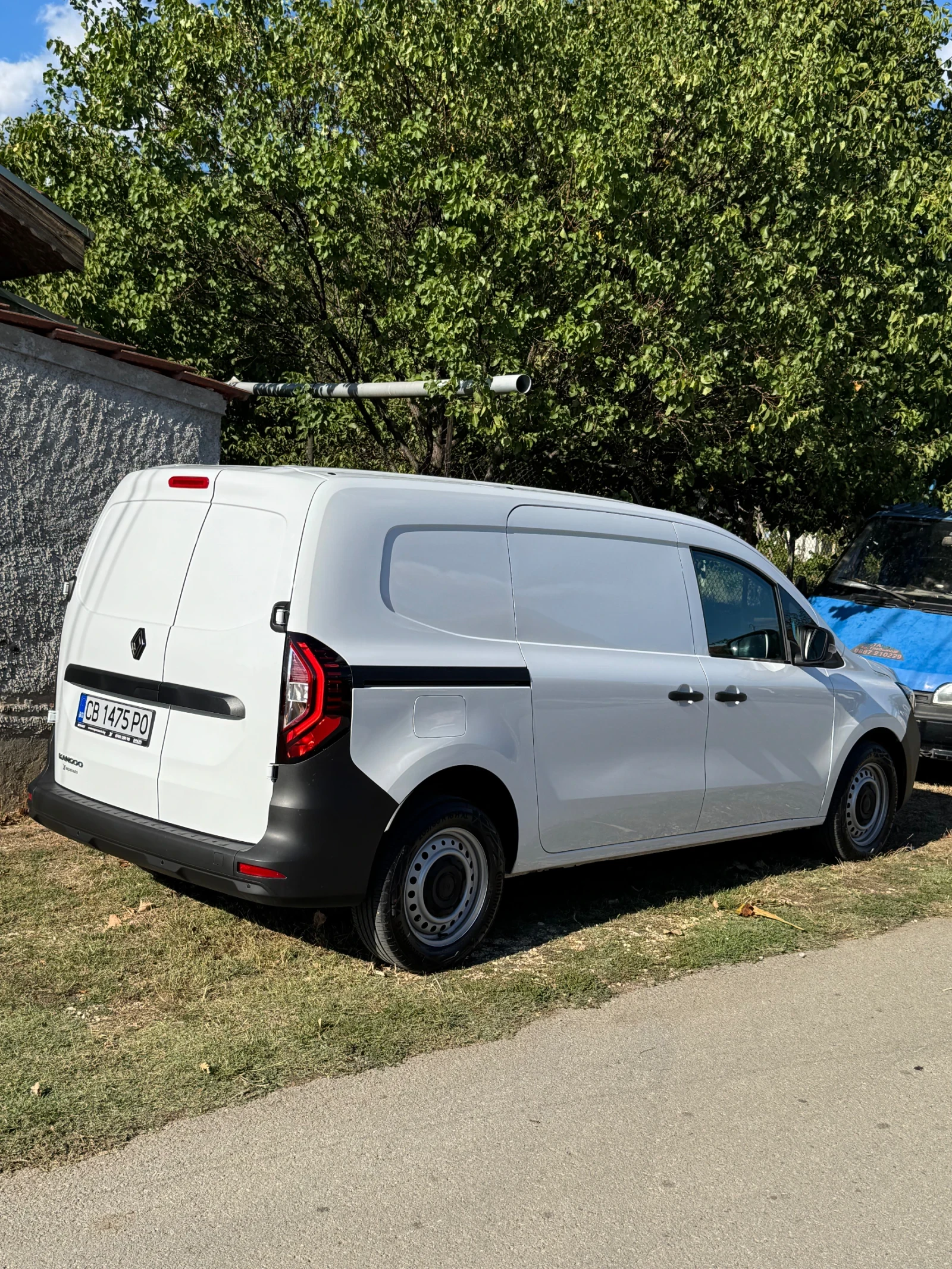 Renault Kangoo 1.3 130, снимка 10 - Автомобили и джипове - 56364547