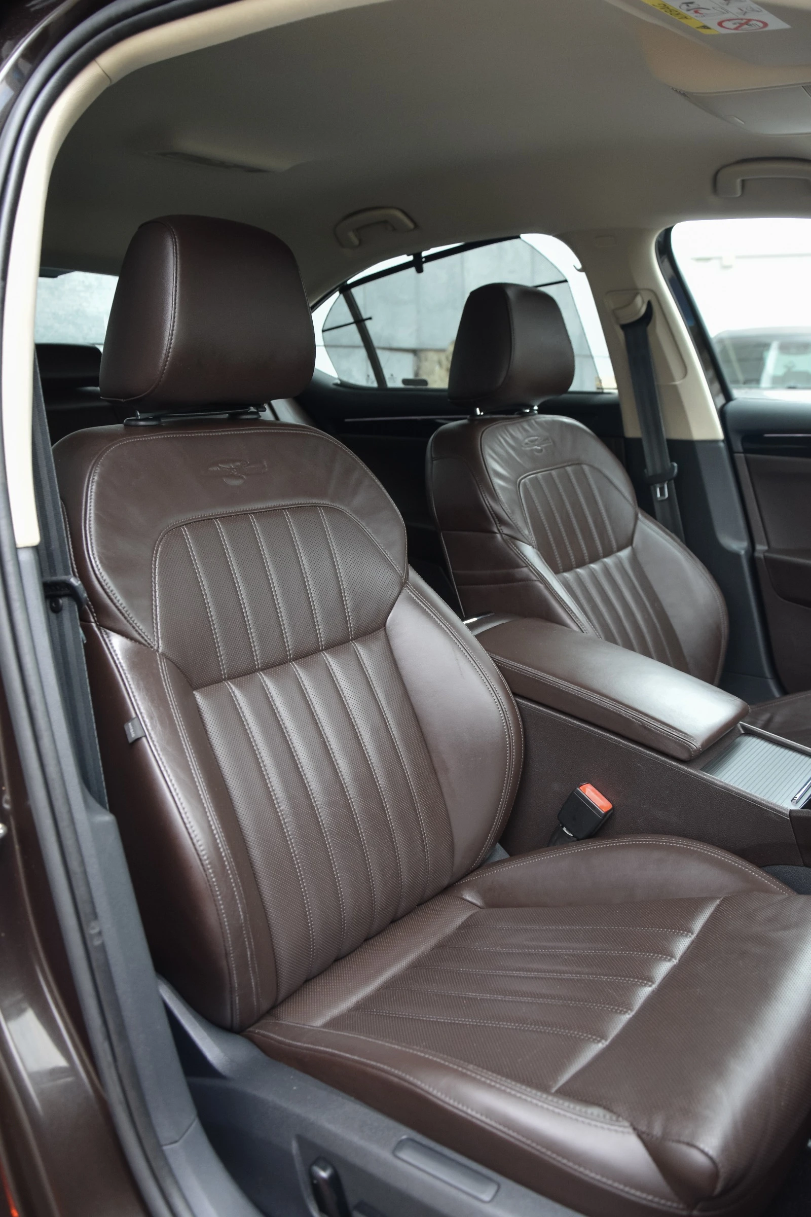 Skoda Superb 2.0TDI Laurin&Klement 190HP 4X4 | Mobile.bg � ����������� 9