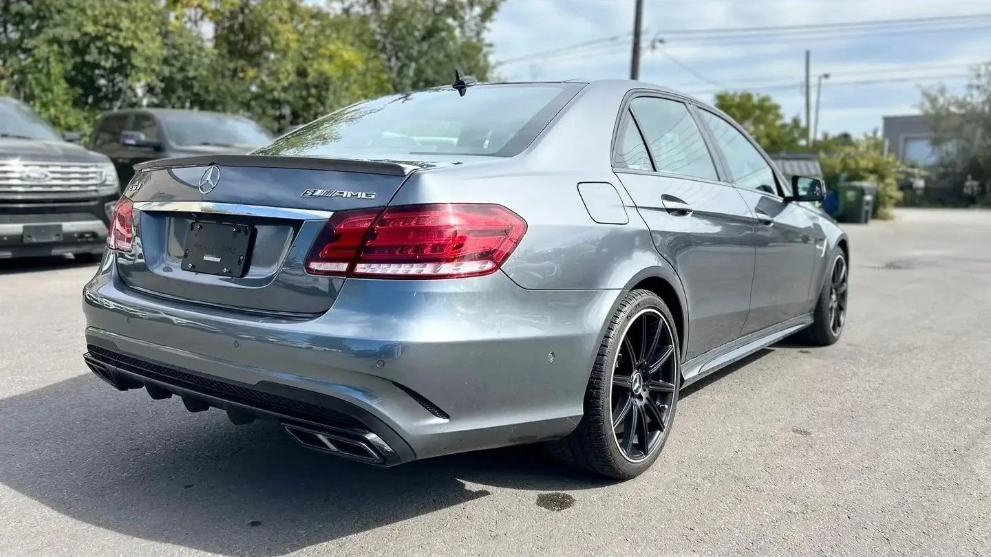 Mercedes-Benz E 63 AMG, снимка 4 - Автомобили и джипове - 56719726