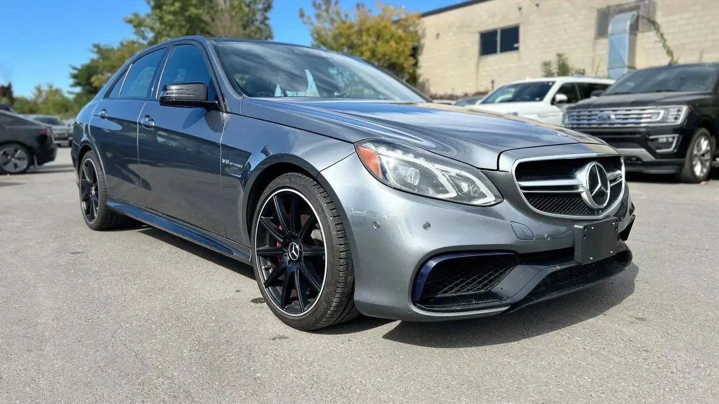 Mercedes-Benz E 63 AMG, снимка 3 - Автомобили и джипове - 56719726