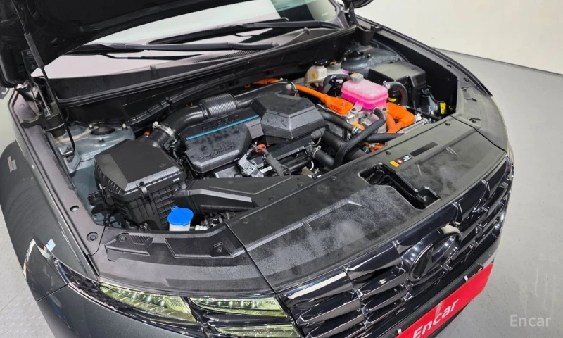 Hyundai Tucson, снимка 6 - Автомобили и джипове - 52322798