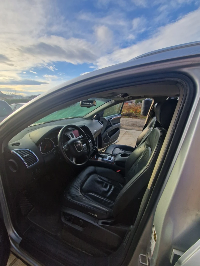 Audi Q7 3.6, снимка 9 - Автомобили и джипове - 52557444