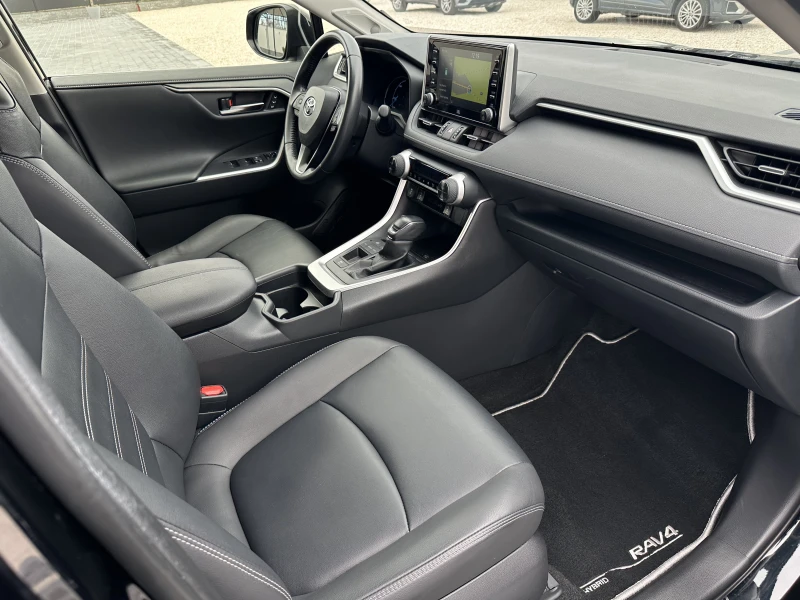 Toyota Rav4 В ГАРАНЦИЯ/ОБСЛУЖЕН 2.5 vvt-ie h Lounge 218cv e-cv, снимка 10 - Автомобили и джипове - 53527938