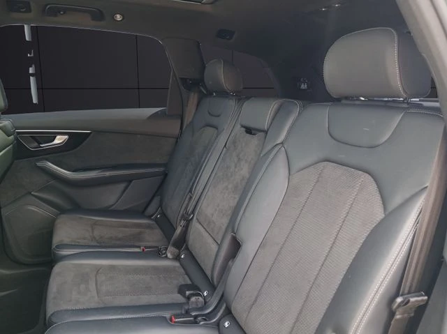 Audi SQ7 4.0* TDI* MEMORY* DISTR* PANO* HEAD-UP* 360CAM* MA, снимка 16 - Автомобили и джипове - 51114923