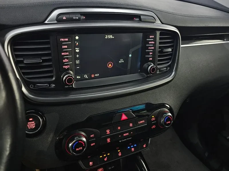 Kia Sorento 2.2 CRDI 4WD, снимка 17 - Автомобили и джипове - 54265426