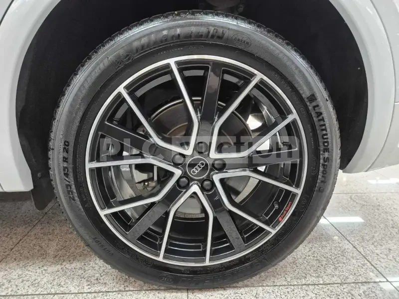 Audi Q5 45TFSI| 360| DISTRONIC| �����| ������� ��������� | Mobile.bg � ����������� 13