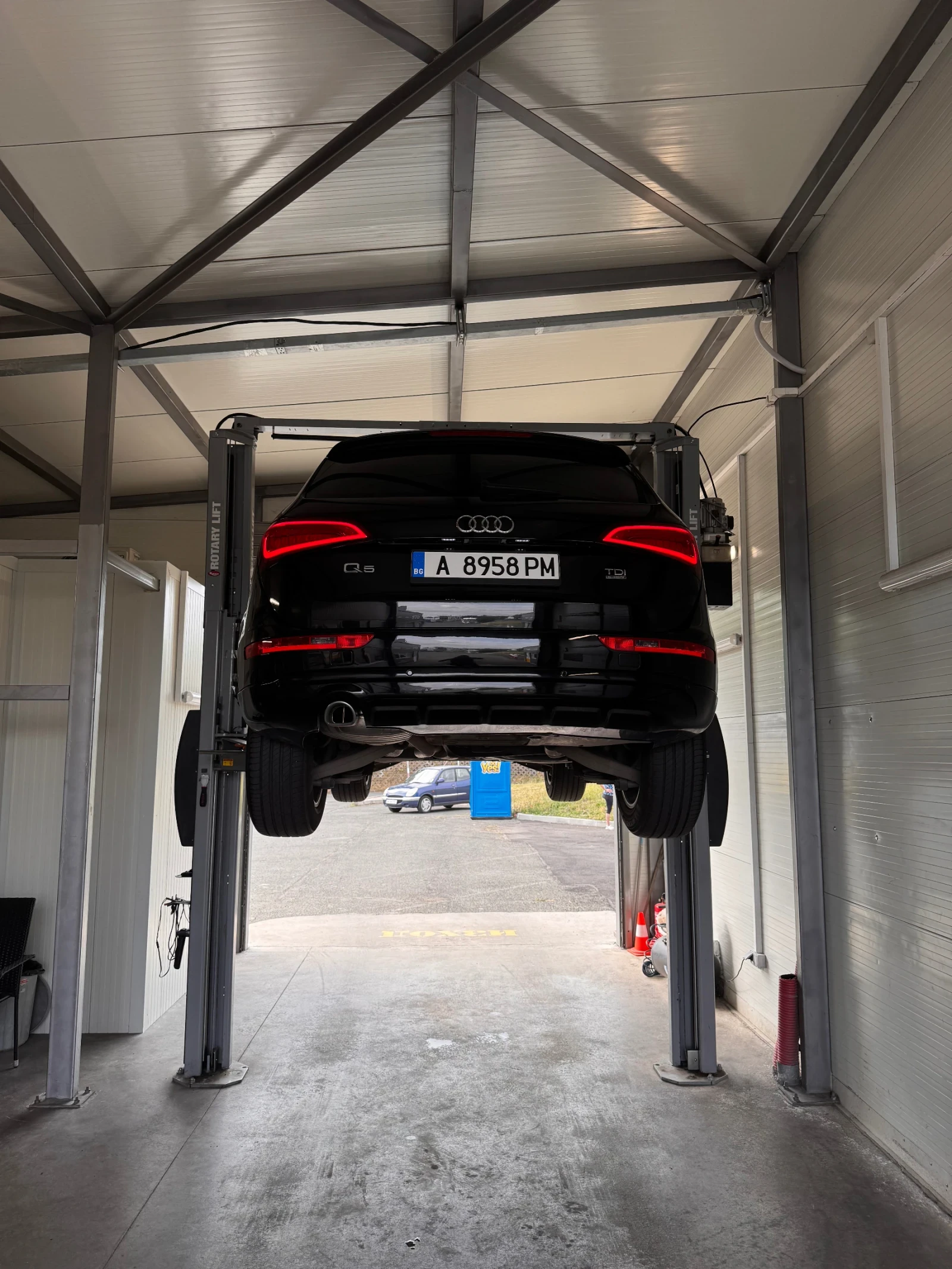 Audi Q5 2.0 TDI QUATTRO Порше Пловдив - изображение 3
