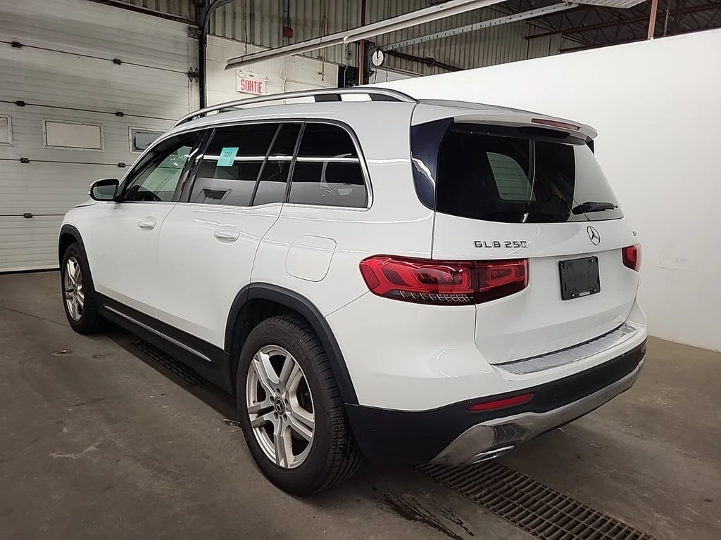 Mercedes-Benz GLB * 250 * CARFAX *  - изображение 4