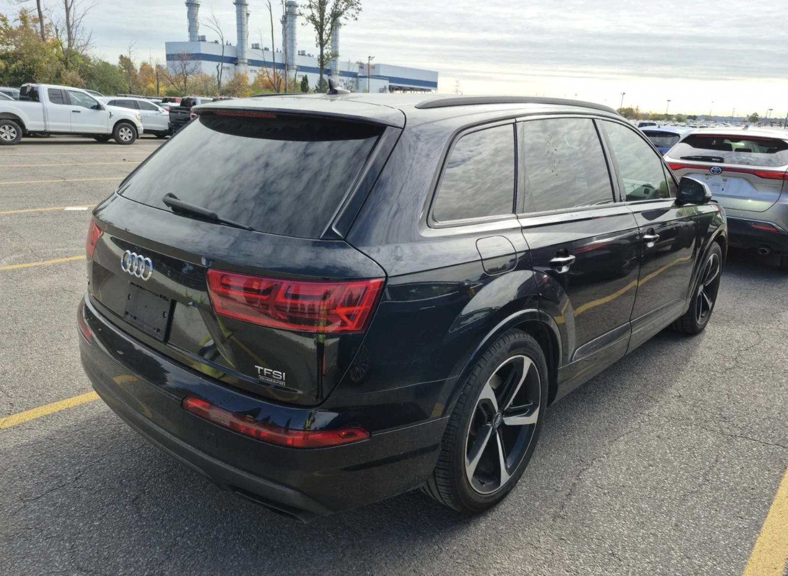 Audi Q7 TECHNIK - изображение 3