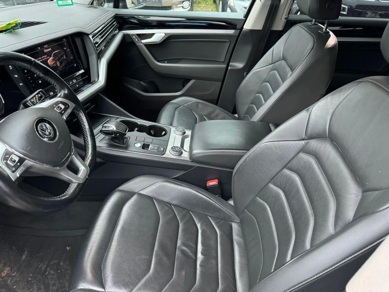 VW Touareg R LINE 3.0 TDI  БАРТЕР  - изображение 8