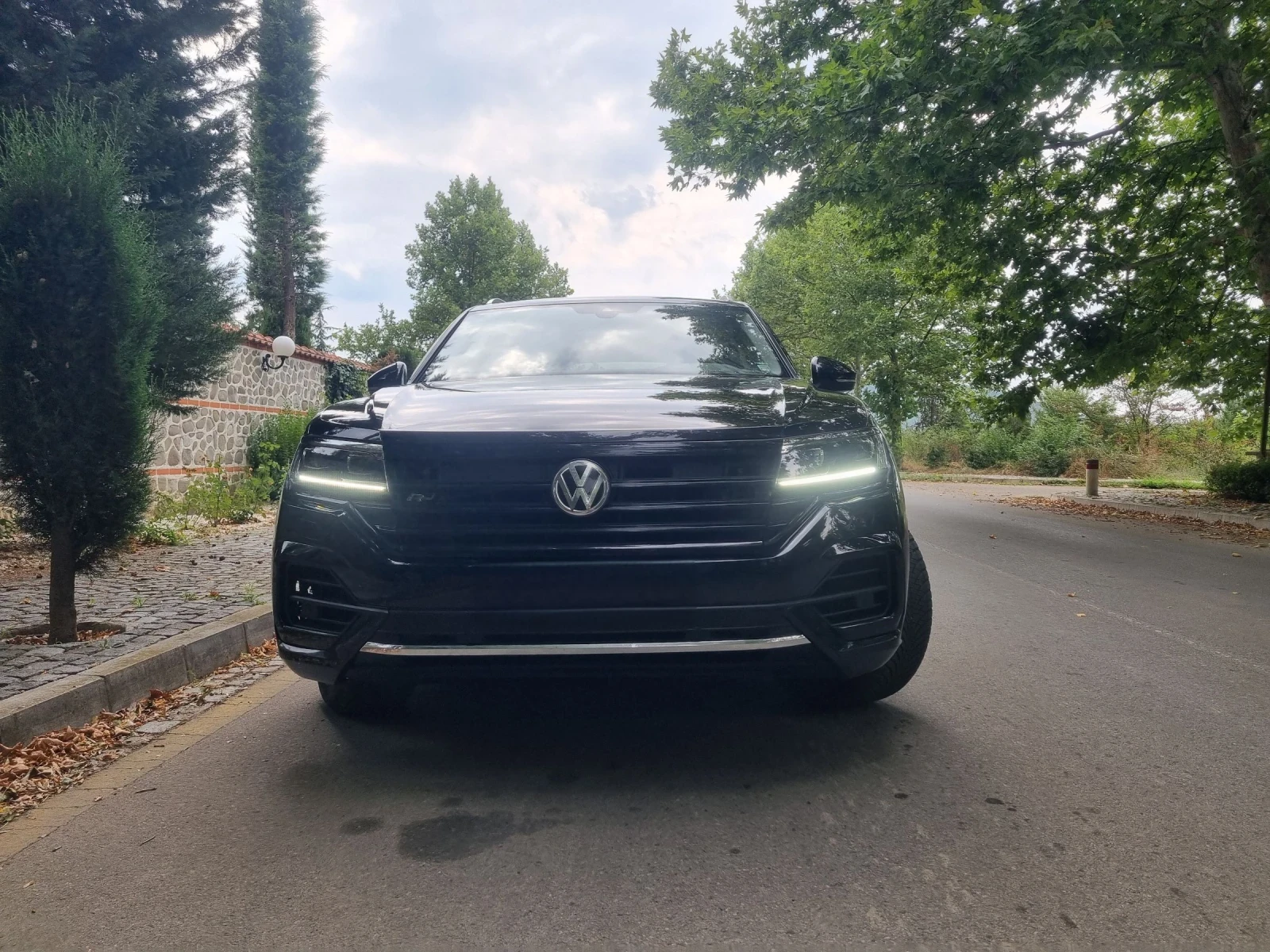 VW Touareg R LINE 3.0 TDI  БАРТЕР  - изображение 2