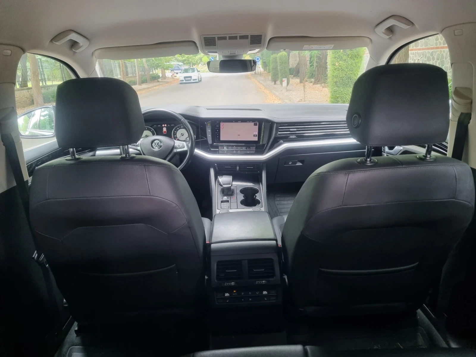 VW Touareg R LINE 3.0 TDI    | Mobile.bg   16