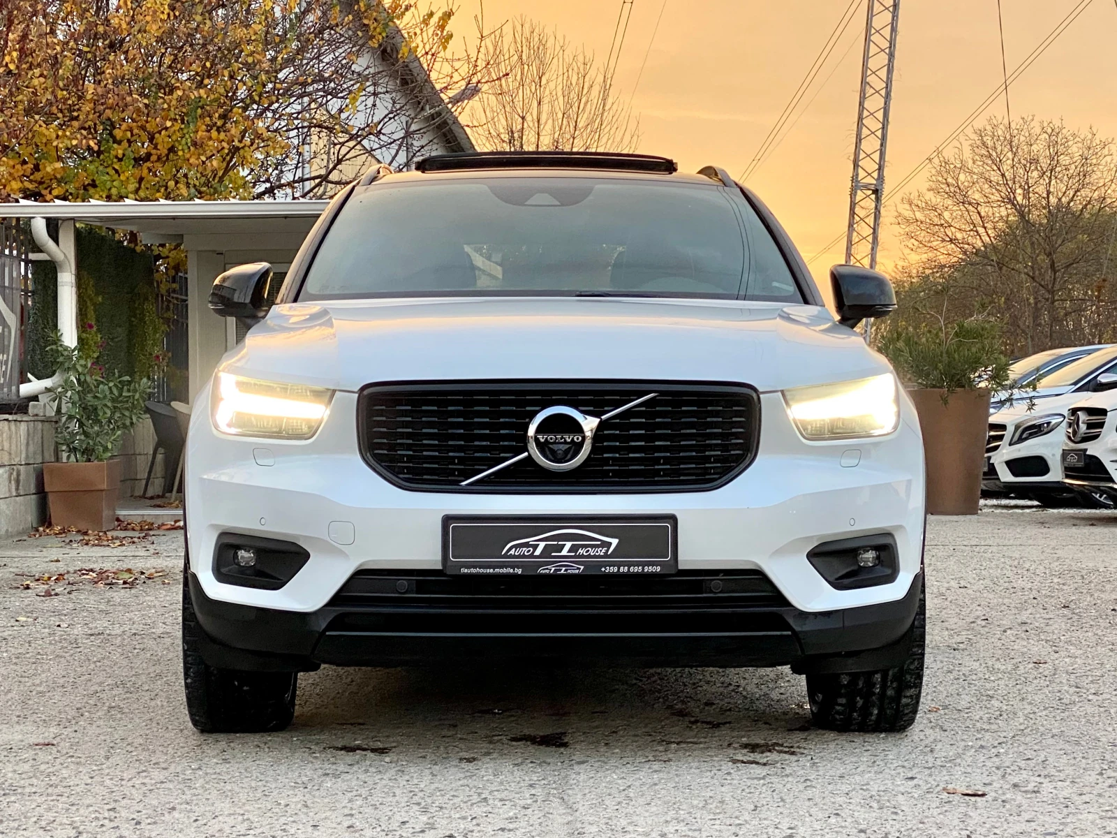 Volvo XC40 R-Design* 190кс.* 4х4* FULL*  - изображение 7
