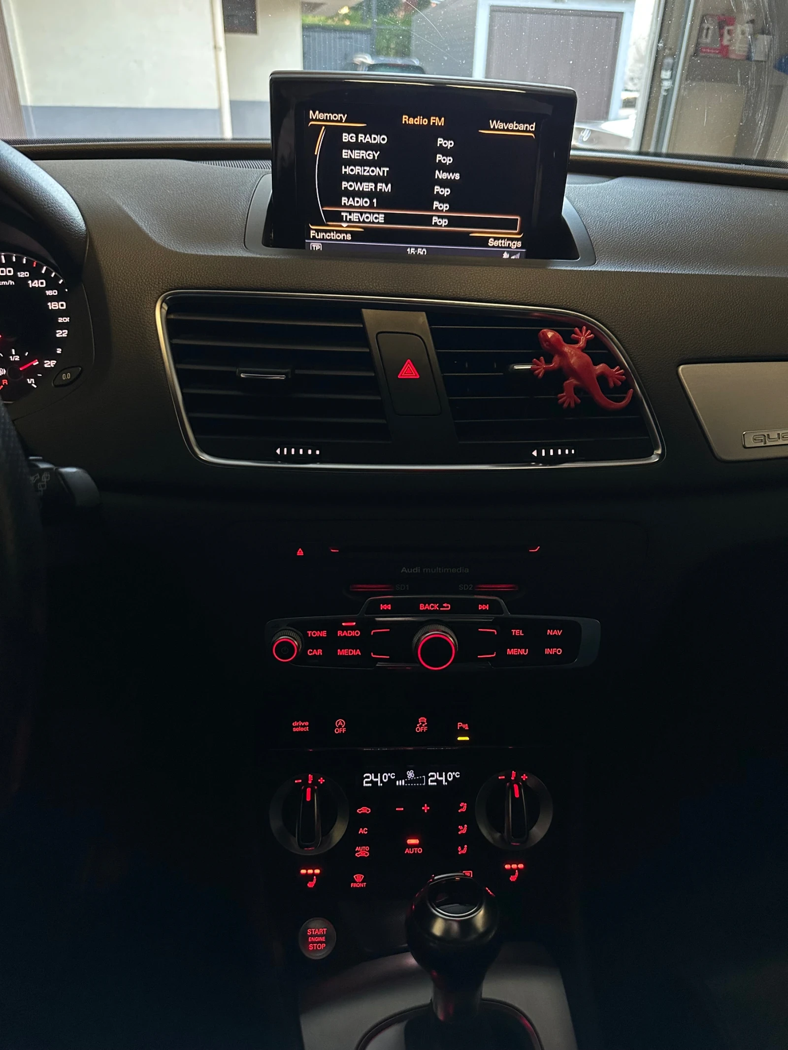 Audi Q3 2.0TDI/177/Sline/S-tronic/4x4// | Mobile.bg   13