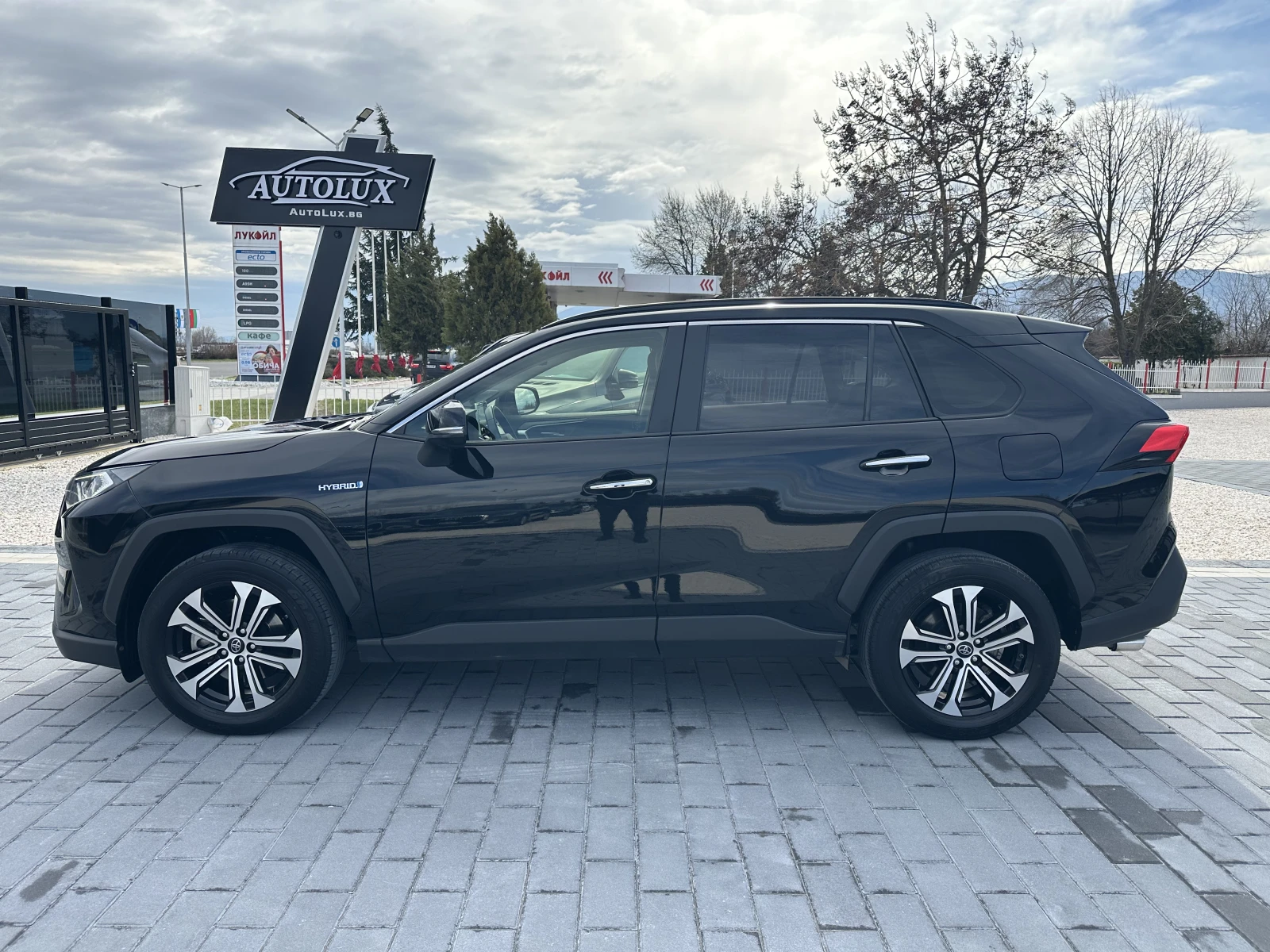 Toyota Rav4 В ГАРАНЦИЯ/ОБСЛУЖЕН 2.5 vvt-ie h Lounge 218cv e-cv - изображение 7