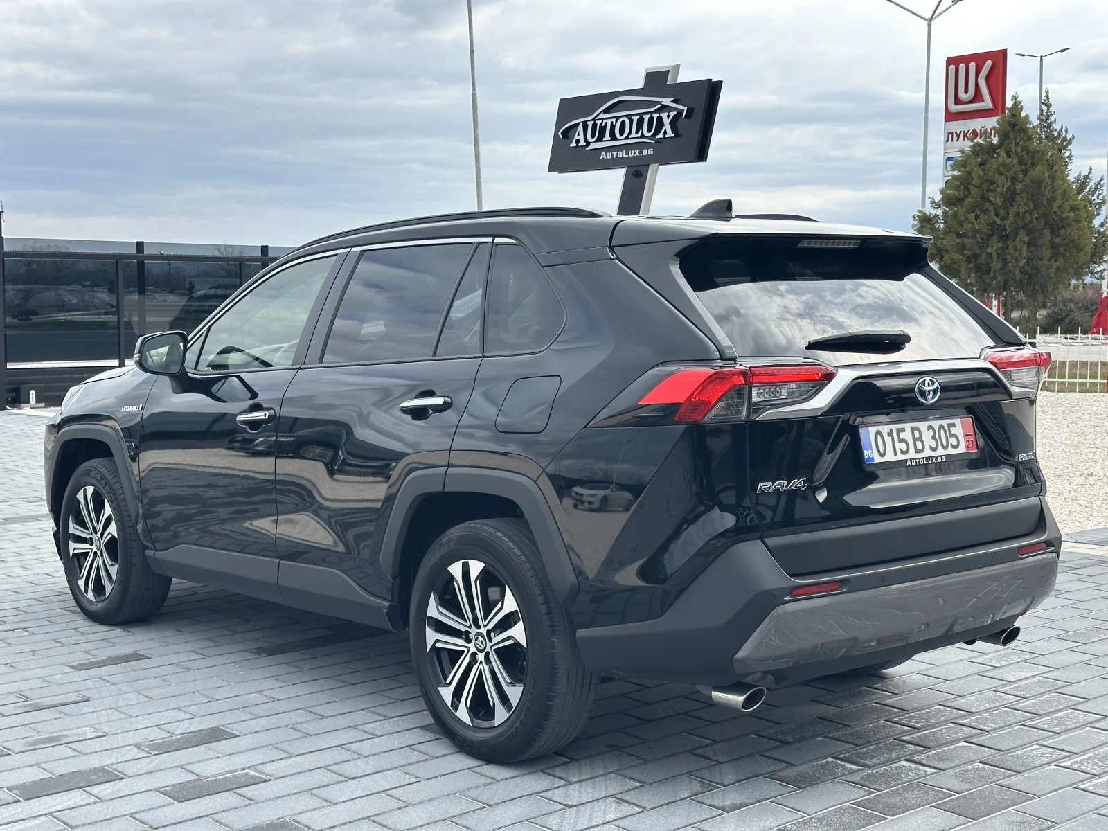 Toyota Rav4 В ГАРАНЦИЯ/ОБСЛУЖЕН 2.5 vvt-ie h Lounge 218cv e-cv - изображение 6