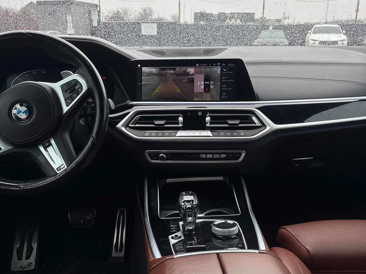 BMW X7 * xDrive40i * 360 * H/K * ОБДУХВАНЕ * ПАМЕТ, снимка 9 - Автомобили и джипове - 53940678