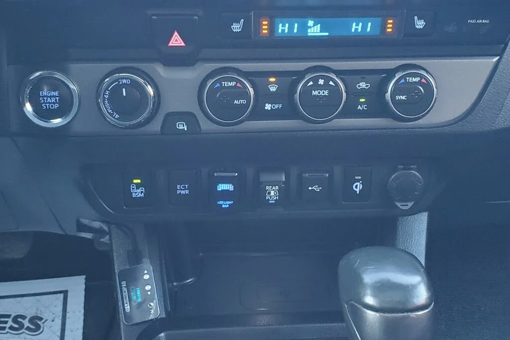 Toyota Tacoma, снимка 17 - Автомобили и джипове - 53975461