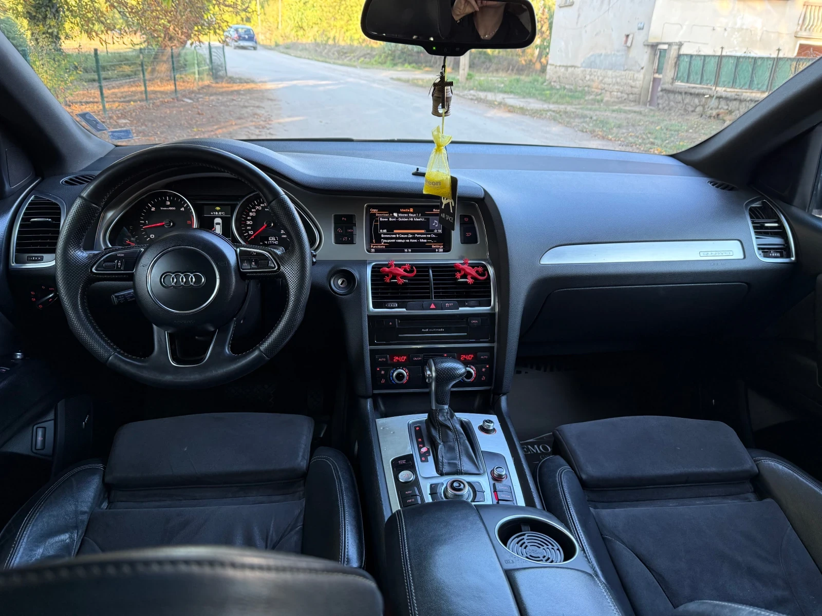 Audi Q7 4.2tdi* QUATTRO* CERAMIC СПИРАЧКИ* FACELIFT, снимка 12 - Автомобили и джипове - 54023488