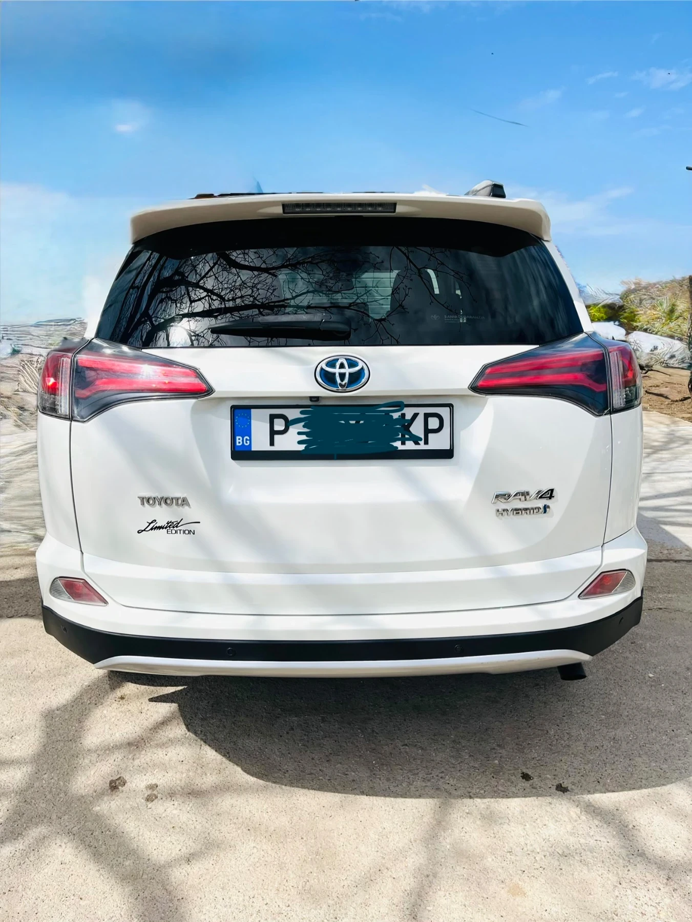 Toyota Rav4 Hybrid, снимка 5 - Автомобили и джипове - 54044267
