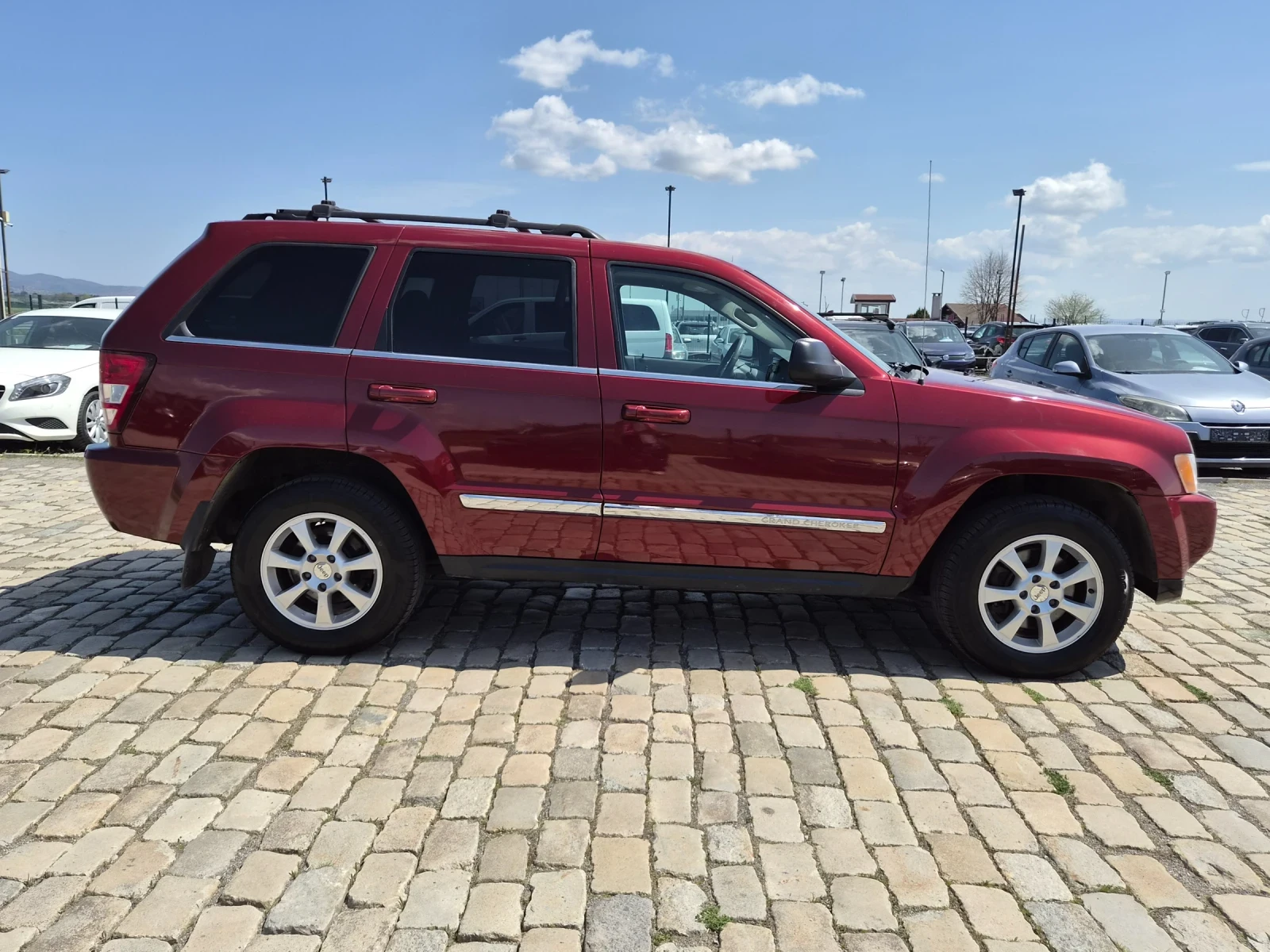 Jeep Grand cherokee 3.0D 218кс 145000 км. УНИКАТ, снимка 5 - Автомобили и джипове - 54229372
